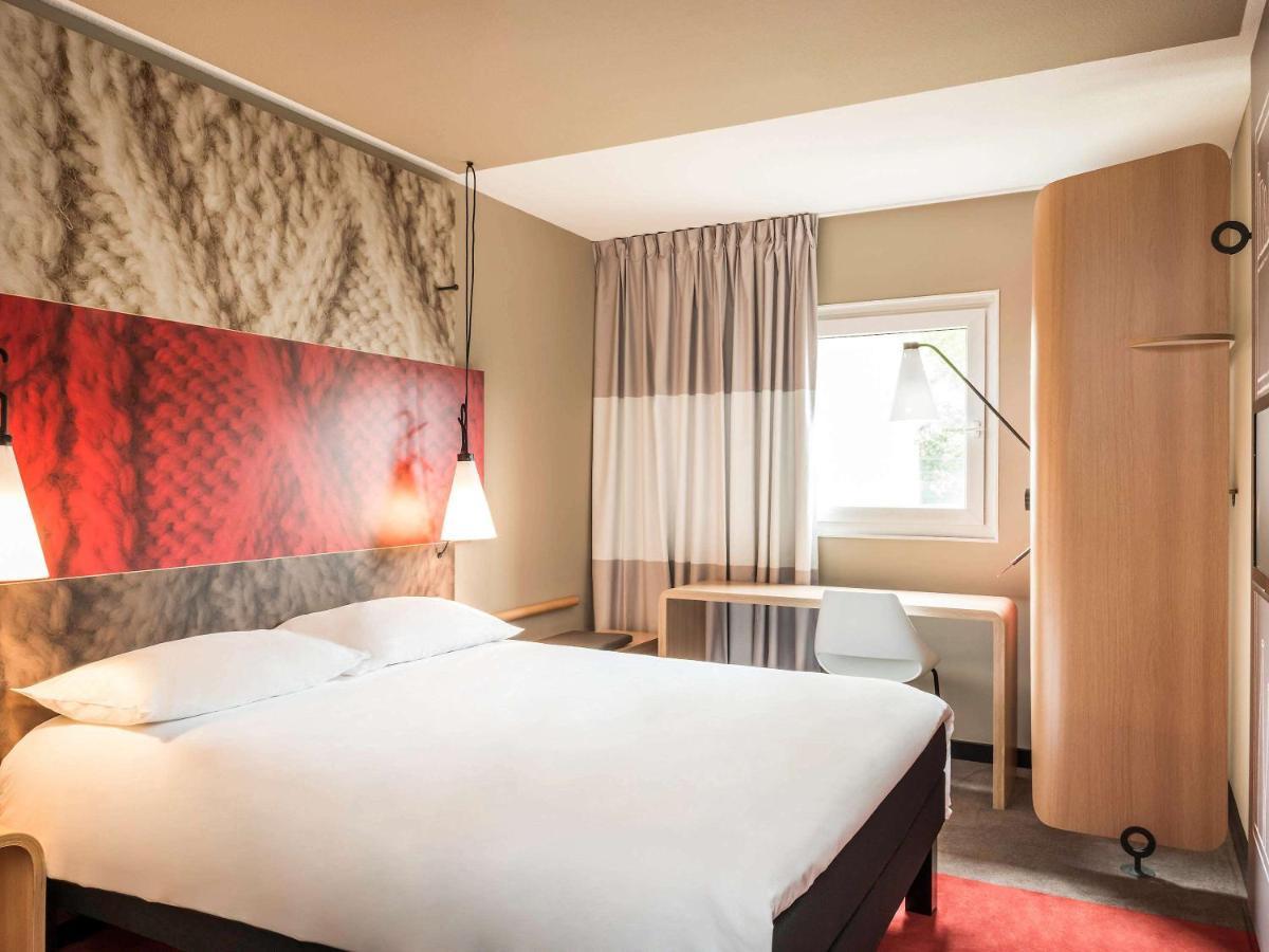 ไอบิส แซ็งบริยุก อิฟฟิเนียก Hotel Yffiniac ภายนอก รูปภาพ